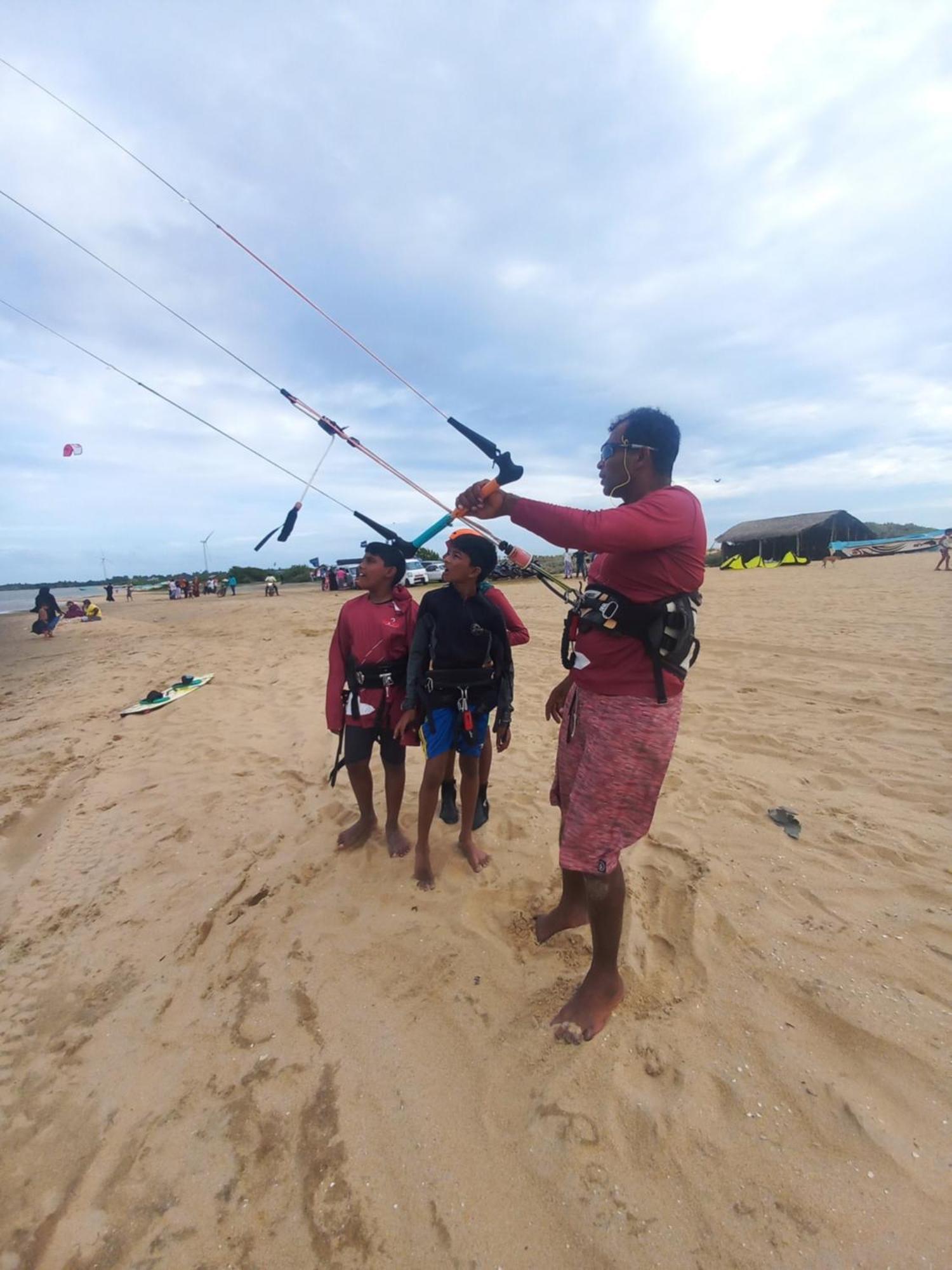 Red Coral Kitesurfing Resort Kalpitiya Exterior foto
