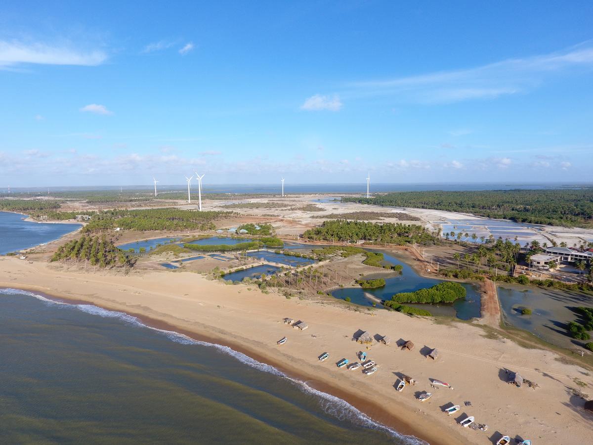 Red Coral Kitesurfing Resort Kalpitiya Exterior foto
