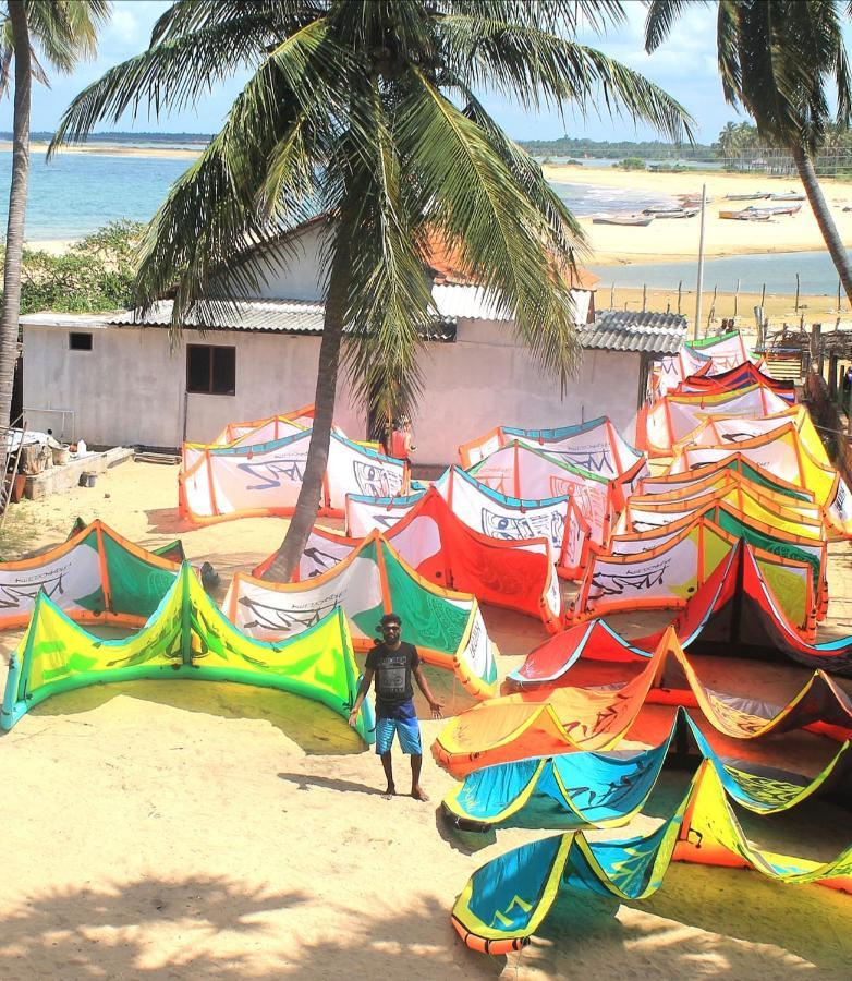 Red Coral Kitesurfing Resort Kalpitiya Exterior foto